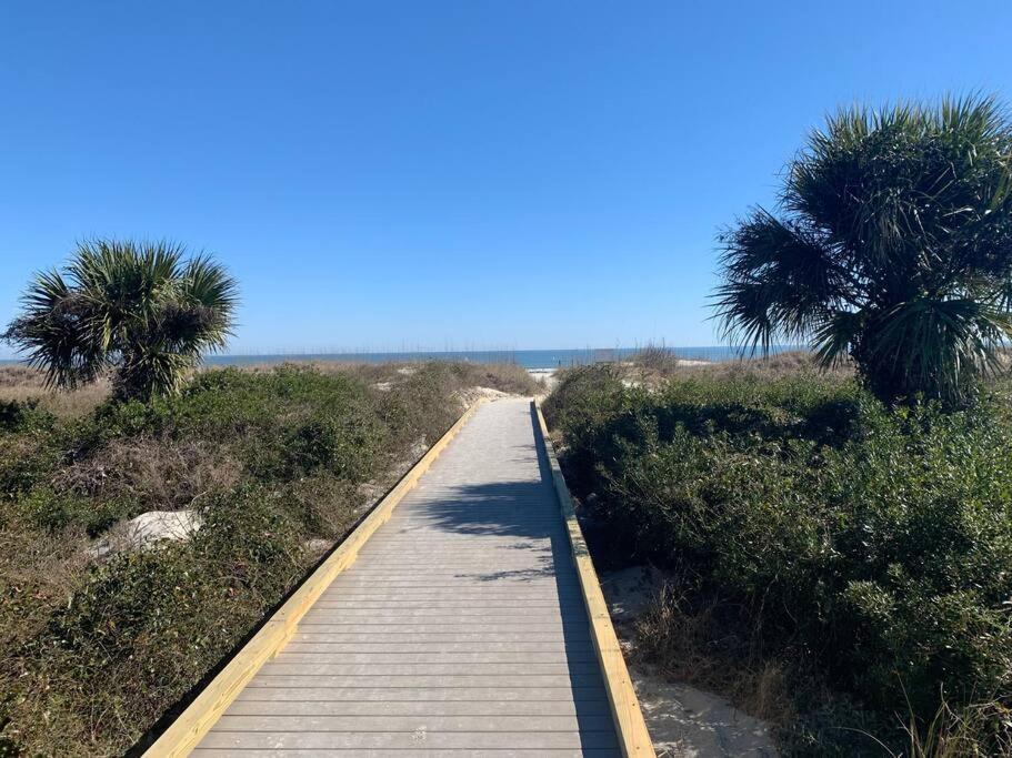 Beach Happy!-Nice Ocean View Hilton Head Villa Гілтон-Гед-Айленд Екстер'єр фото